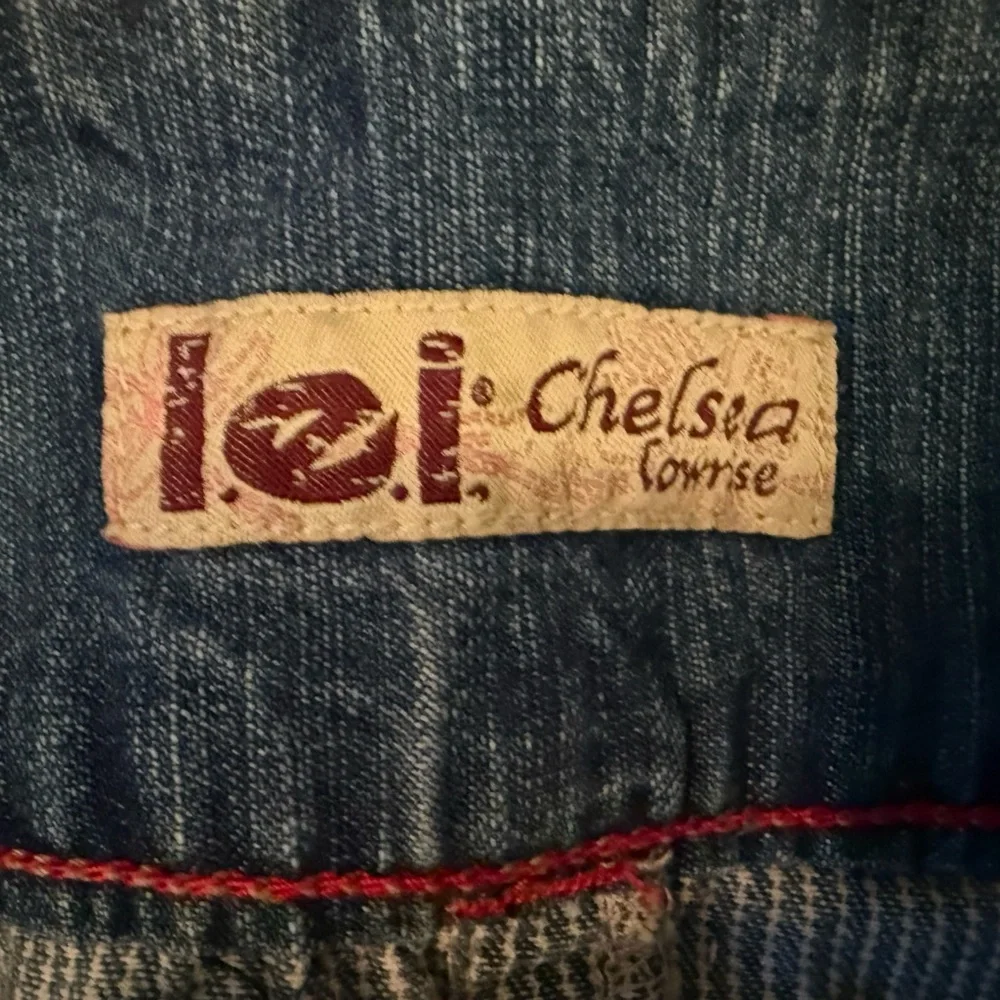 👖 l.e.i. Chelsea Low Rise Denim Mini Skirt - Size 13 - Picture 6 of 8